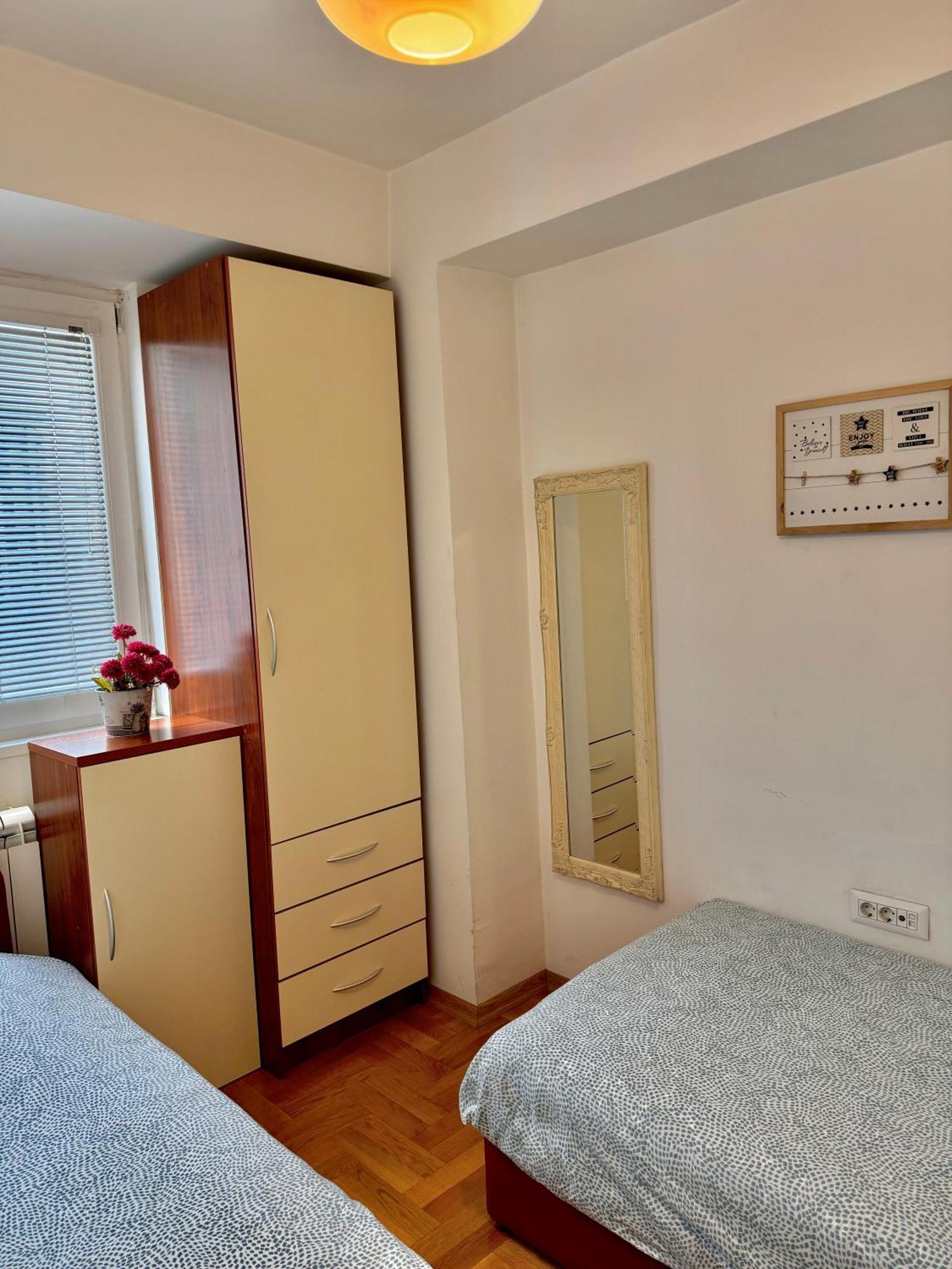 Modern & Cozy Apartment Skopje Exterior photo